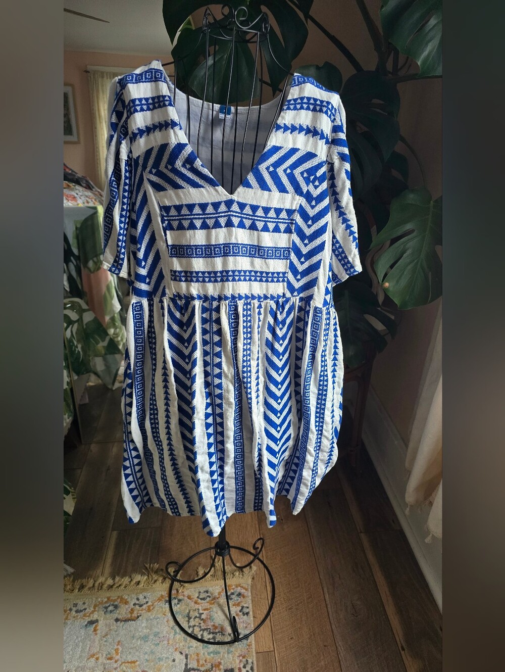 Old Navy Blue White Geometric Embroidered V-Neck Babydoll Dress XL